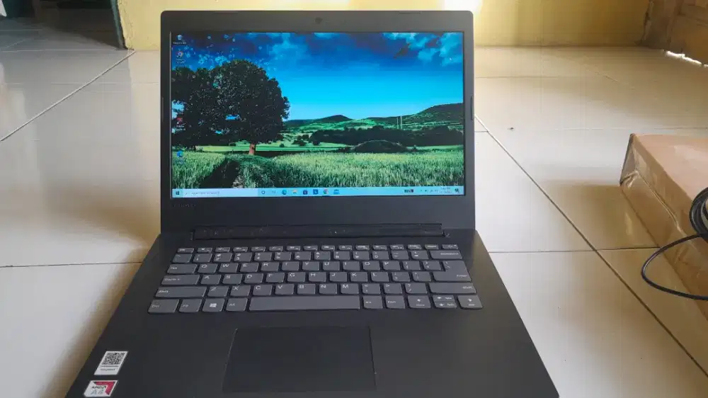 Laptop Lenovo IdeaPad 130-14AST