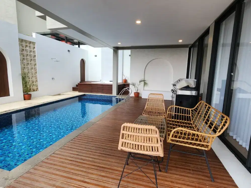 Dijual Cepat Villa Cantik 2 Lantai View Kota Bandung di Dago Village