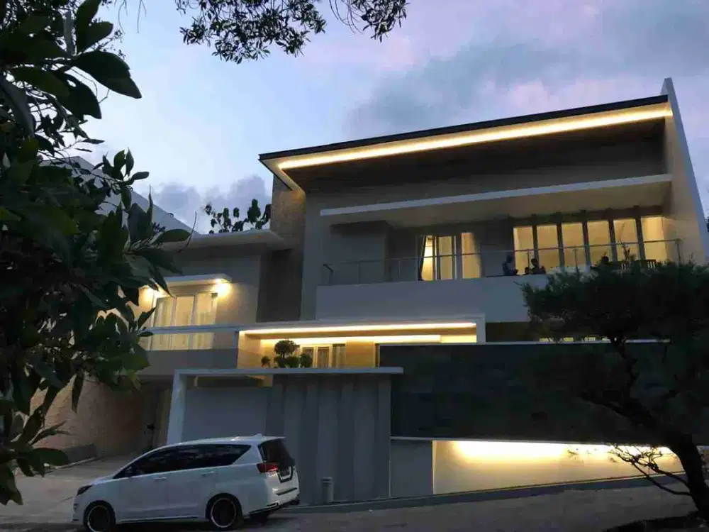 djual rumah mewah di perumahan pal. hills