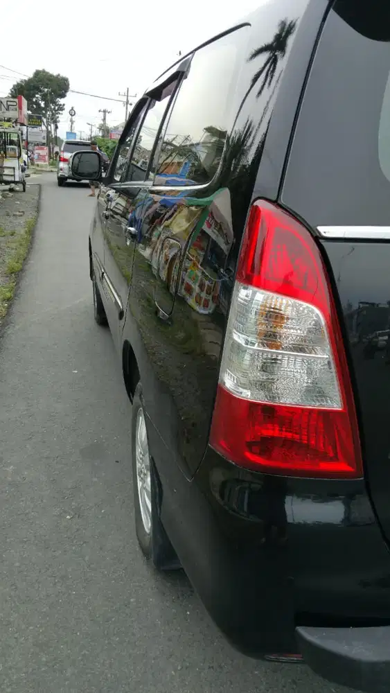 Toyota Kijang Innova 2011 Diesel