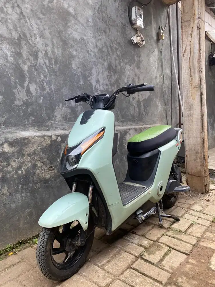 Sepeda listrik uwinfly D70