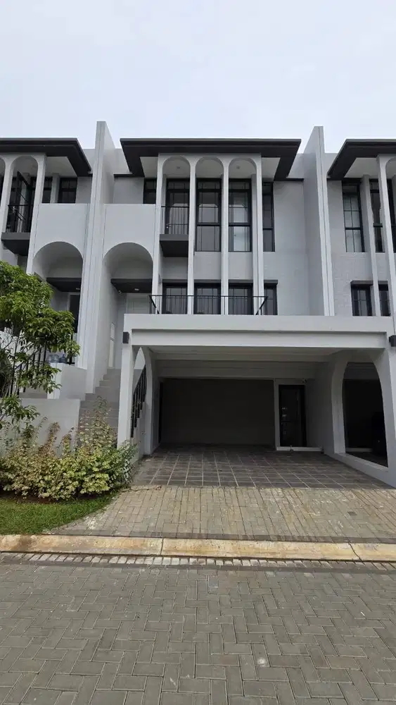 Dijual Rumah Baru 3 Lantai di Greenwich Park Cluster Aether