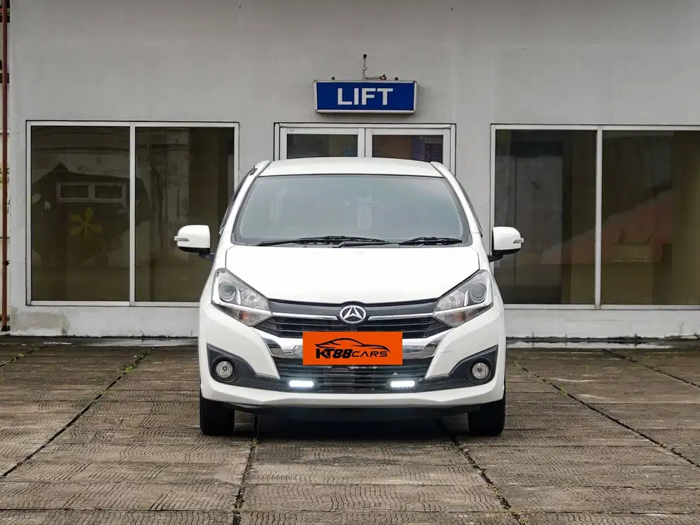 DAIHATSU AYLA 1.2 R METIC 2019