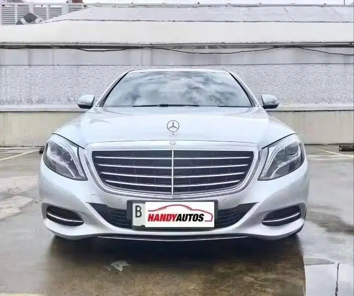 Mercedes Benz S400L Tahun 2014 Automatic Abu abu Metalik