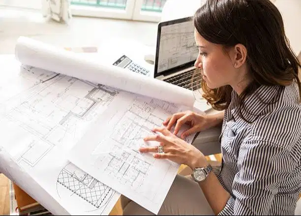 Drafter Wanita Berpengalaman