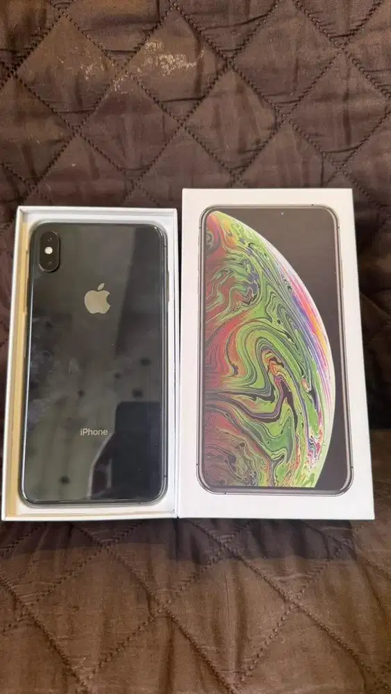 iphone xs max 64 black