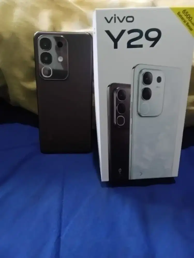 Vivo y29 ram 8+8/128GB