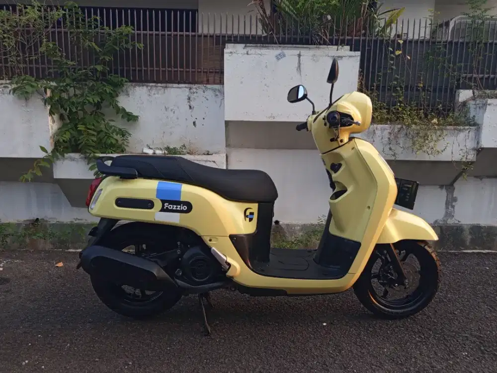 YAMAHA FAZZIO KEYLESS 125 CC 2024