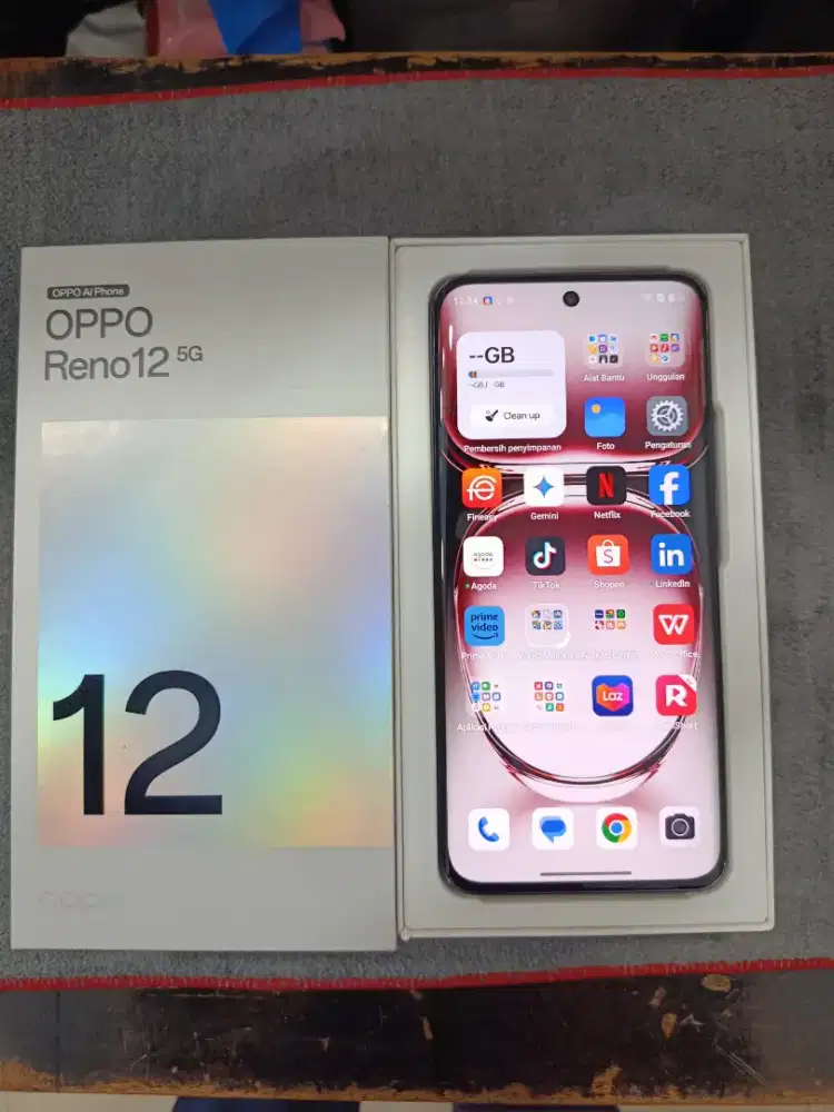 Oppo reno 12 5g 12/256gb fullset