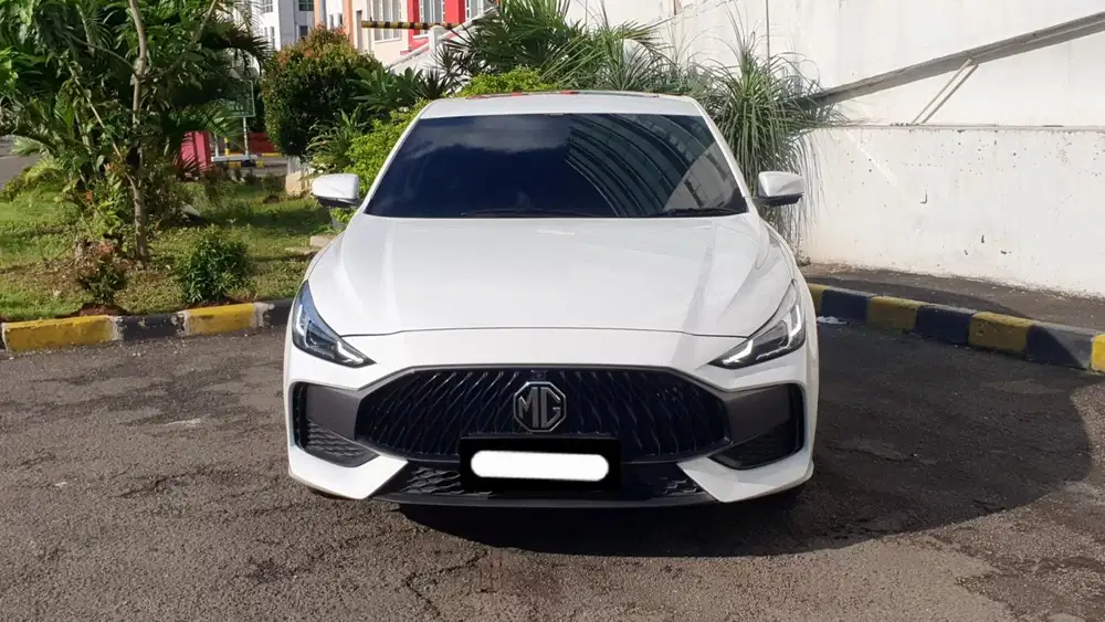 Mg 5 gt magnify 2023 putih camera 360 sunroof