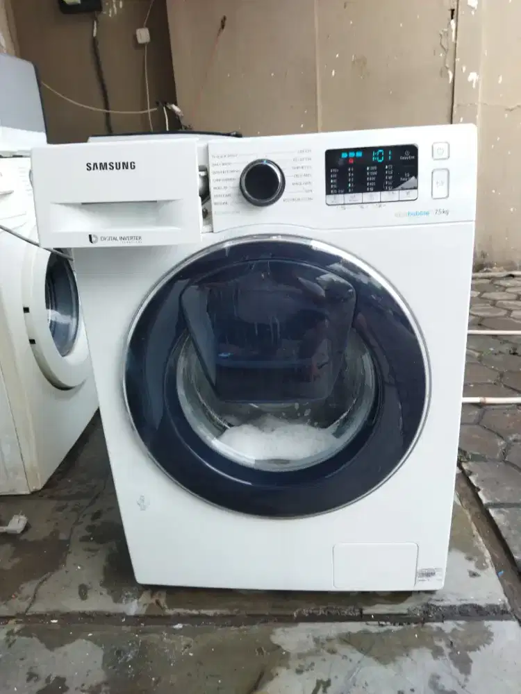 Mesin Cuci Samsung Digital Inverter 7.5kg Mulus