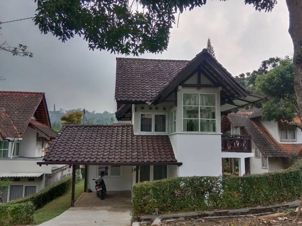 DIJUAL VILLA GRAND WHIZ TRAWAS - MOJOKERTO