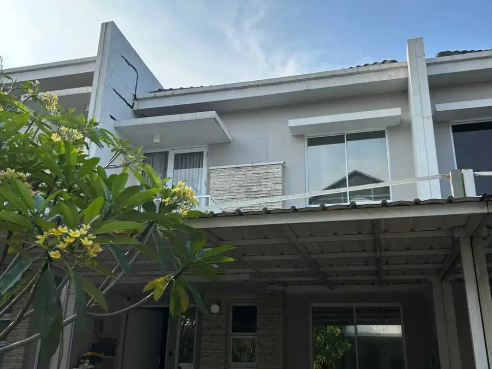 Rumah 2lt Fully furnish luas 72 Sudah Renovasi Cibubur Country Cikeas Cluster Favourite Harga murah