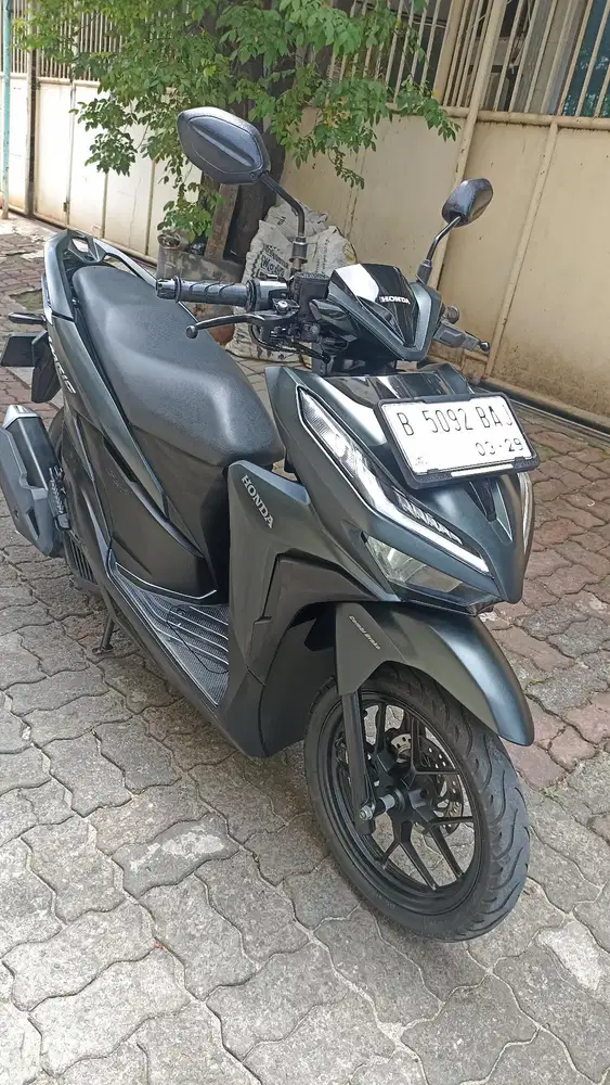 Honda Vario 125 LED CBS ISS tahun 2020.
