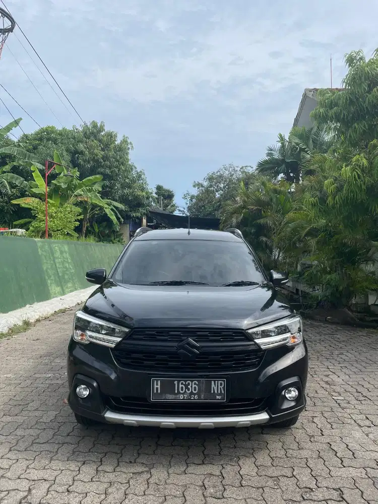Suzuki XL 7 AT Zeta pol H asli pajak panjang Juli 2026, Low Km