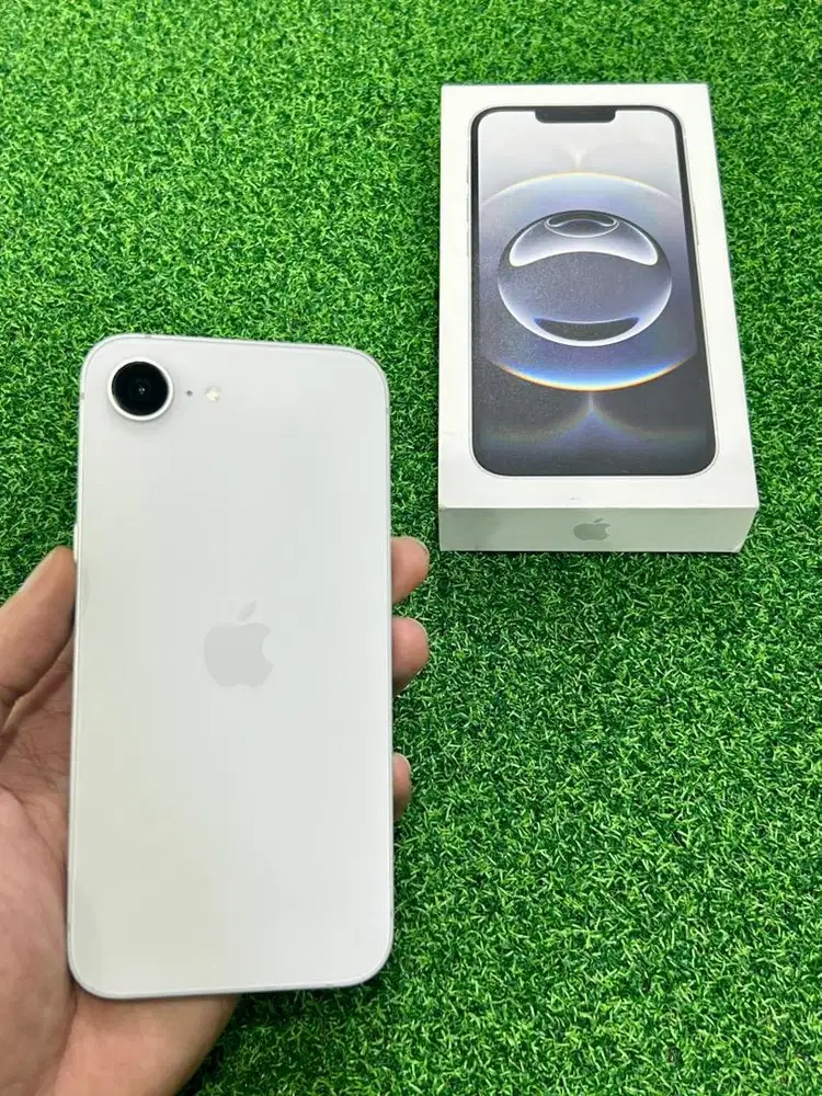 Iphone 16e 128 gb iBox Second Like New Garansi ON Panjang