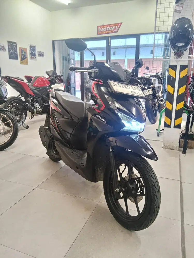 [Odo 2K KM!!] Honda Beat CBS 2025 warna Hitam Glossy Bit Motor Matic