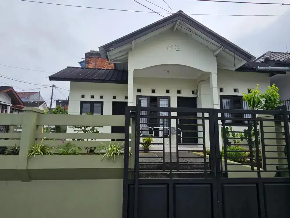 Rumah Asri Posisi Hook Perum Taman Asri Kota Sukabumi