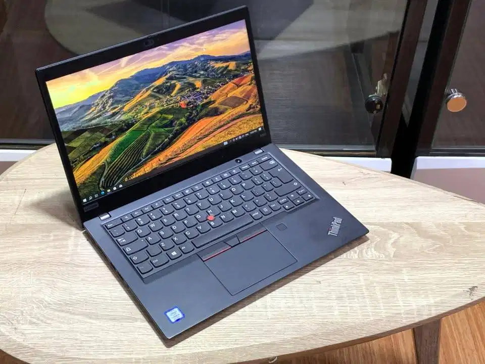 Lenovo Thinkpad X390 Intel Core i5 GEN8 Ram 8Gb SSD Slim No-Minus