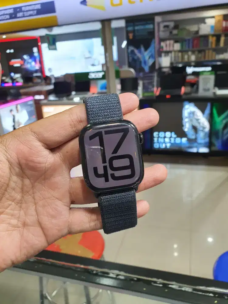 Apple Watch Series 10 46mm ibox garansi ON Februari 2026