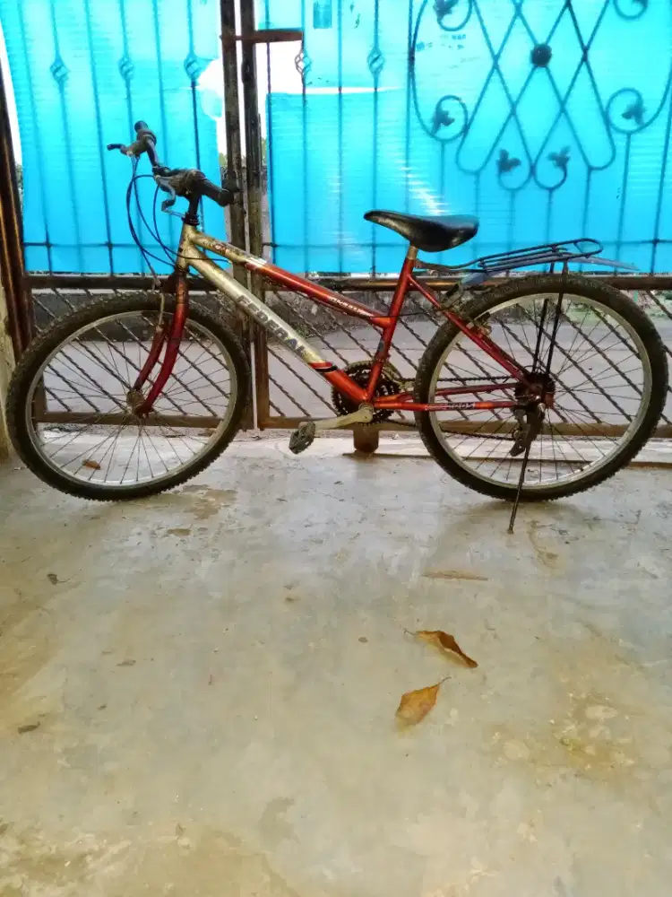 Di jual sepeda jadul masih bisa dipakai ban depan belakang kenceng