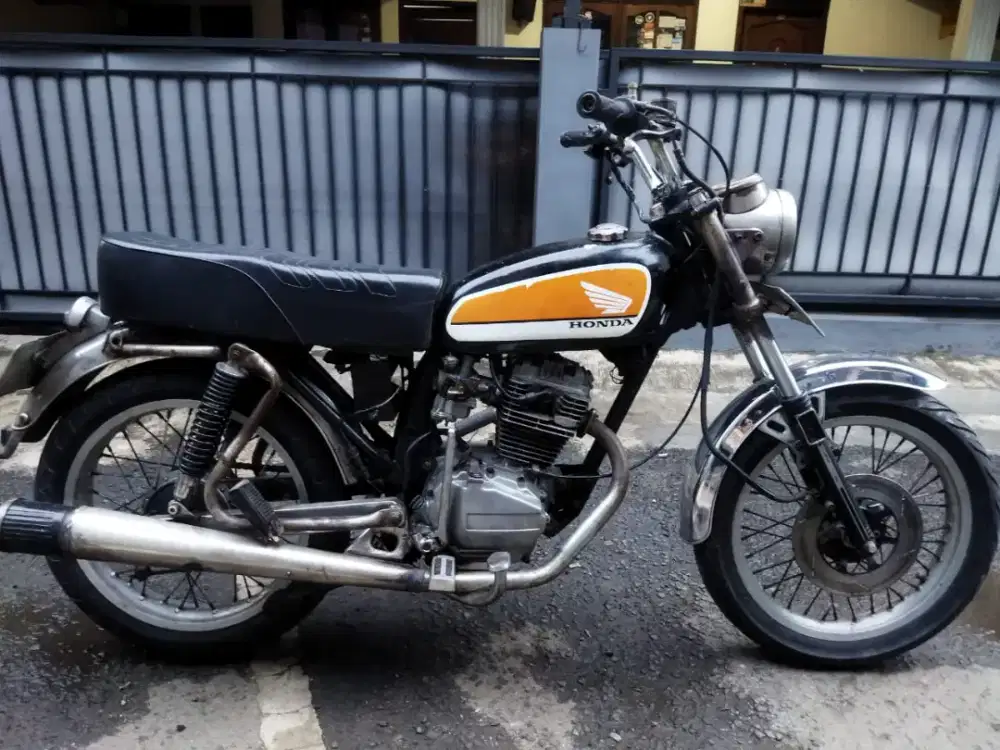 Honda Gl 100 bu