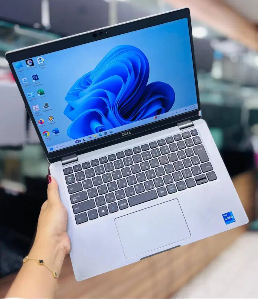 Laptop Dell Latitude 5320 Touchscreen Core i7 Gen11 Ram 16GB N-DC