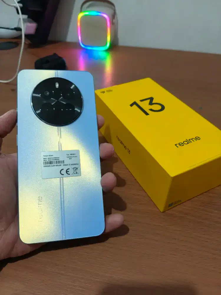 Realme 13 8/256gb fullset