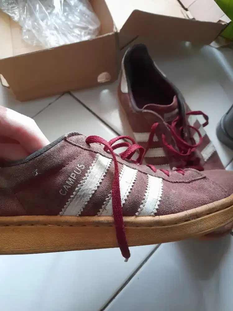Sepatu Adidas campus