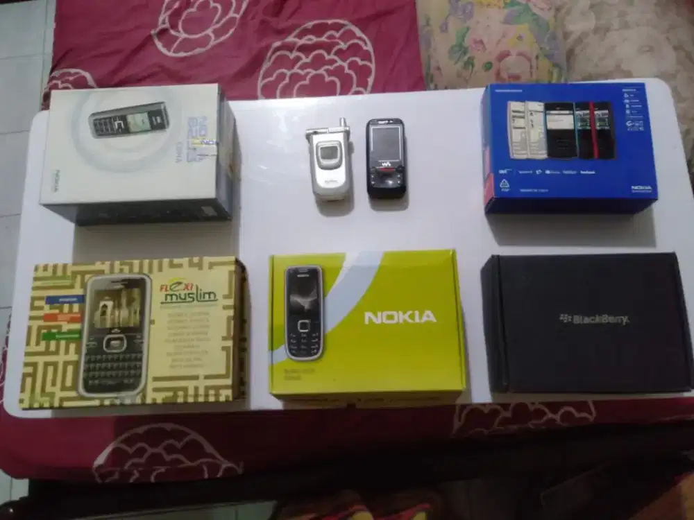 Beli Hp Bonus Dus Buku 10 Biji