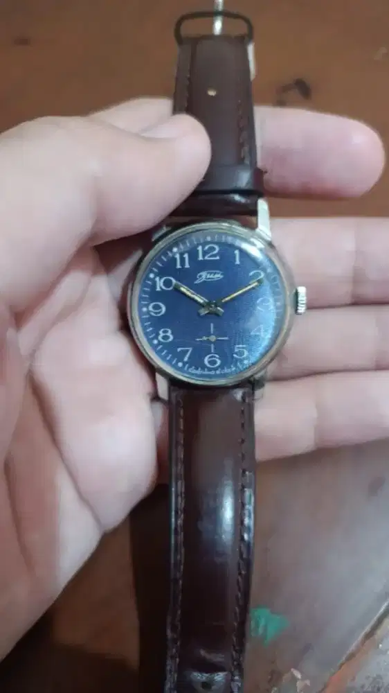 Jam tangan rusia Soviet