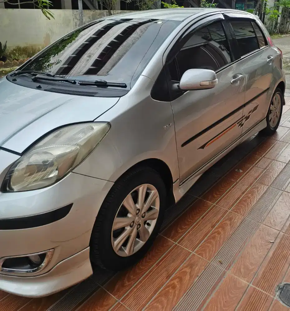 Toyota Yaris Type S Limited 2011 Matic