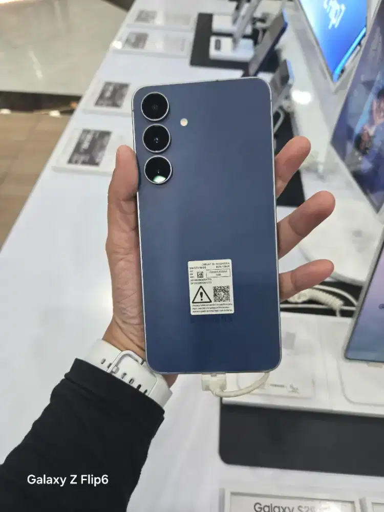 New Samsung Galaxy S25 FE 256GB