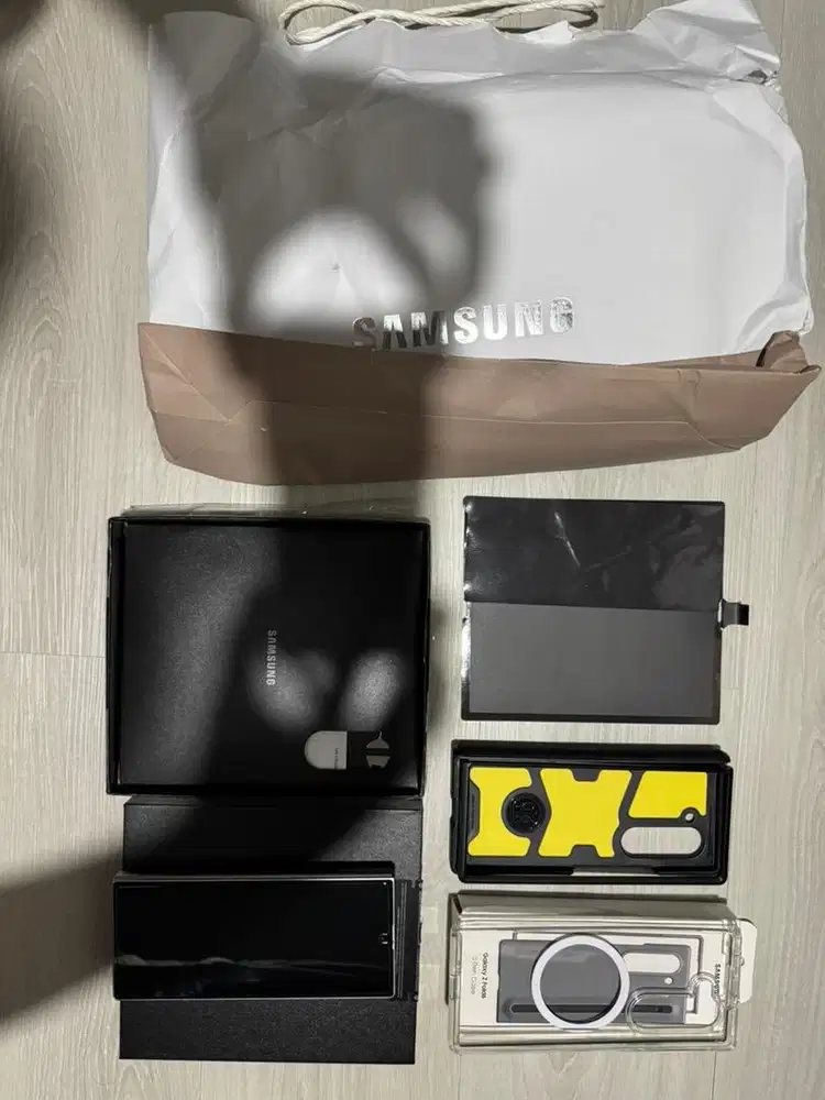 Samsung Galaxy Fold 6 12/256 Silver