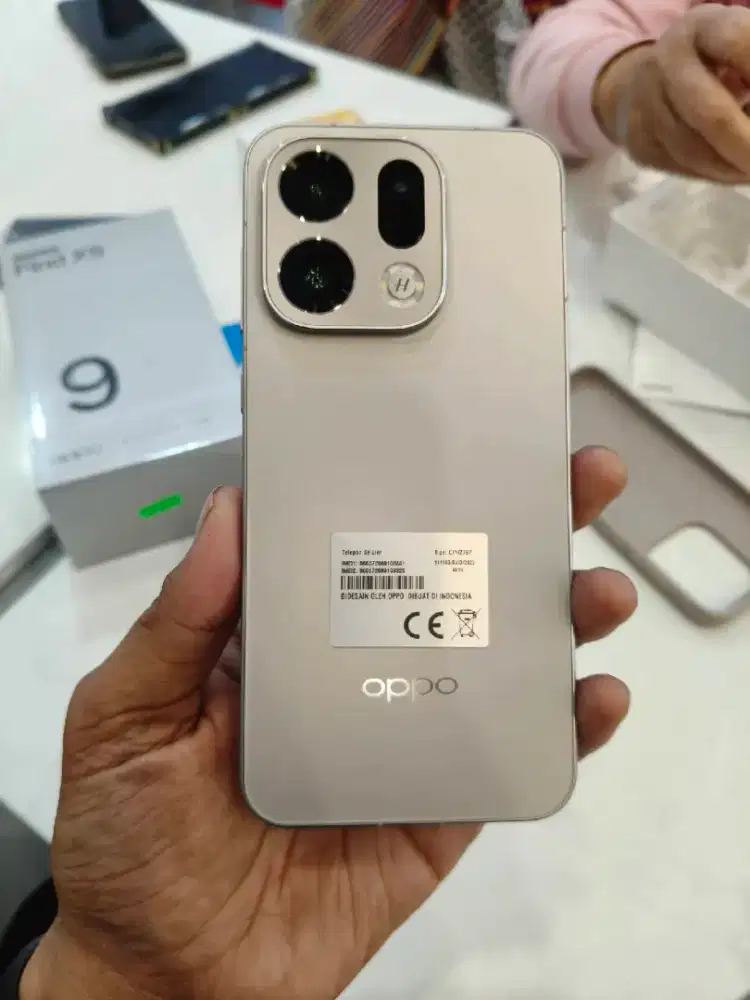 READY BARANG MANIS OPPO FIND X9 RAM 12 CICILAN TANPA UANG MUKA
