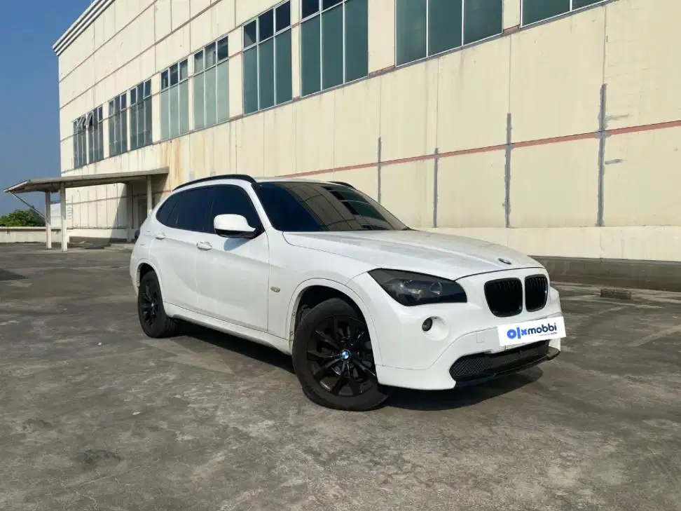 TERMURAH BMW X1 2.0 sDrive18i xLine Bensin-AT 2012 8EN B