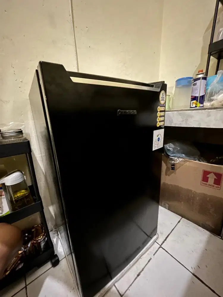 Kulkas CHANGHONG 1 pintu