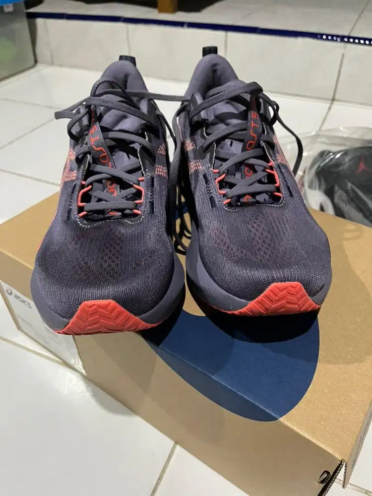 Asics Novablast 5 Purple