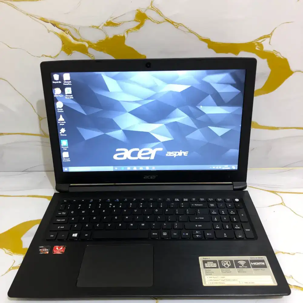 Acer Aspire A315-41 AMD Ryzen 5 2500U 8/1000Gb