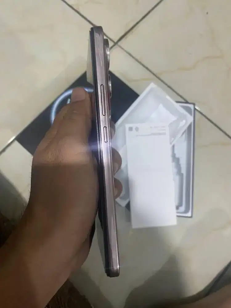Vivo V50 Lite 4G baru