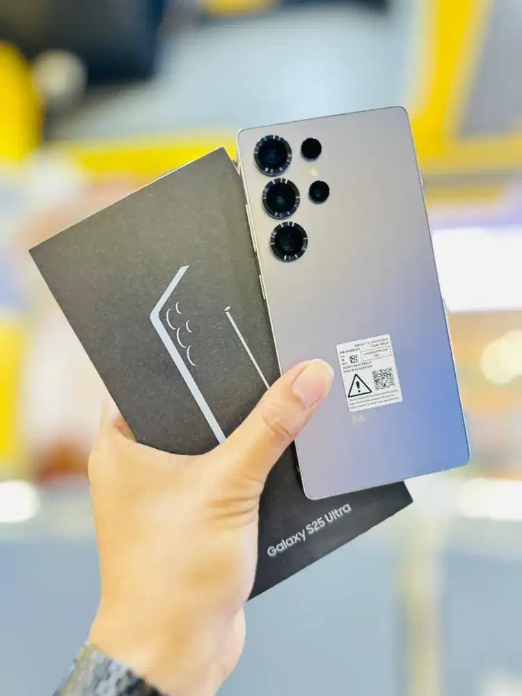 Samsung S25 Ultra 12/256 Like new