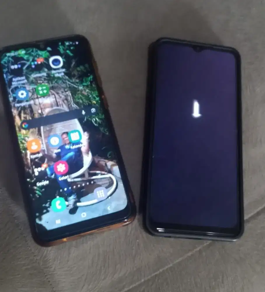 Samsung A30 dan Oppo A16e