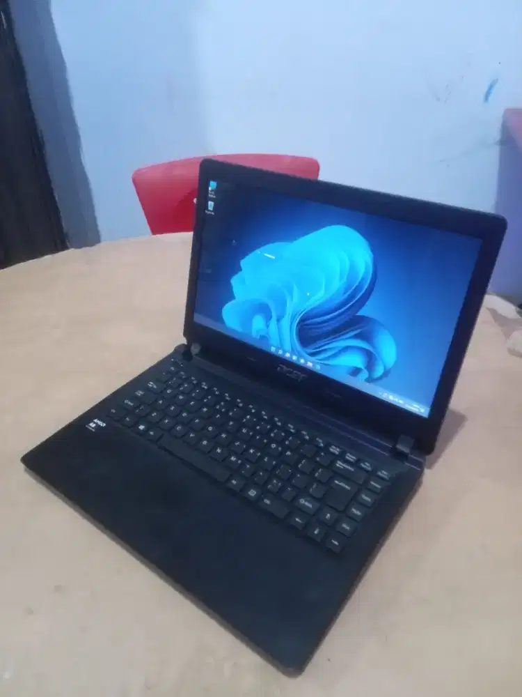 Acer Z3-451 Amd A8 mulus baterai 3jam