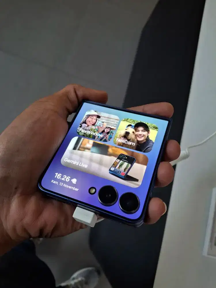 SAMSUNG Z FLIP 7 DISKON 2 JUTA PWP JAM FIT3 DAN CHARGER DAN SPEAKER