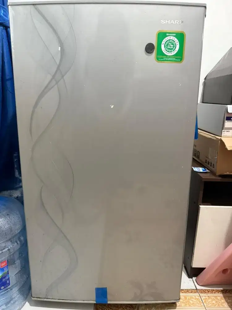 Kulkas Sharp SJN 162
