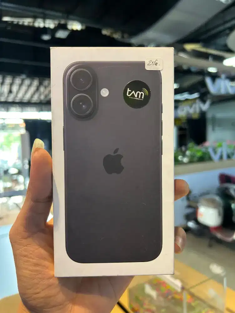 SPESIAL IPHONE PALING BARU PAKAI KARTU KREDIT BUNGA 0% HINGGA 24 BULAN