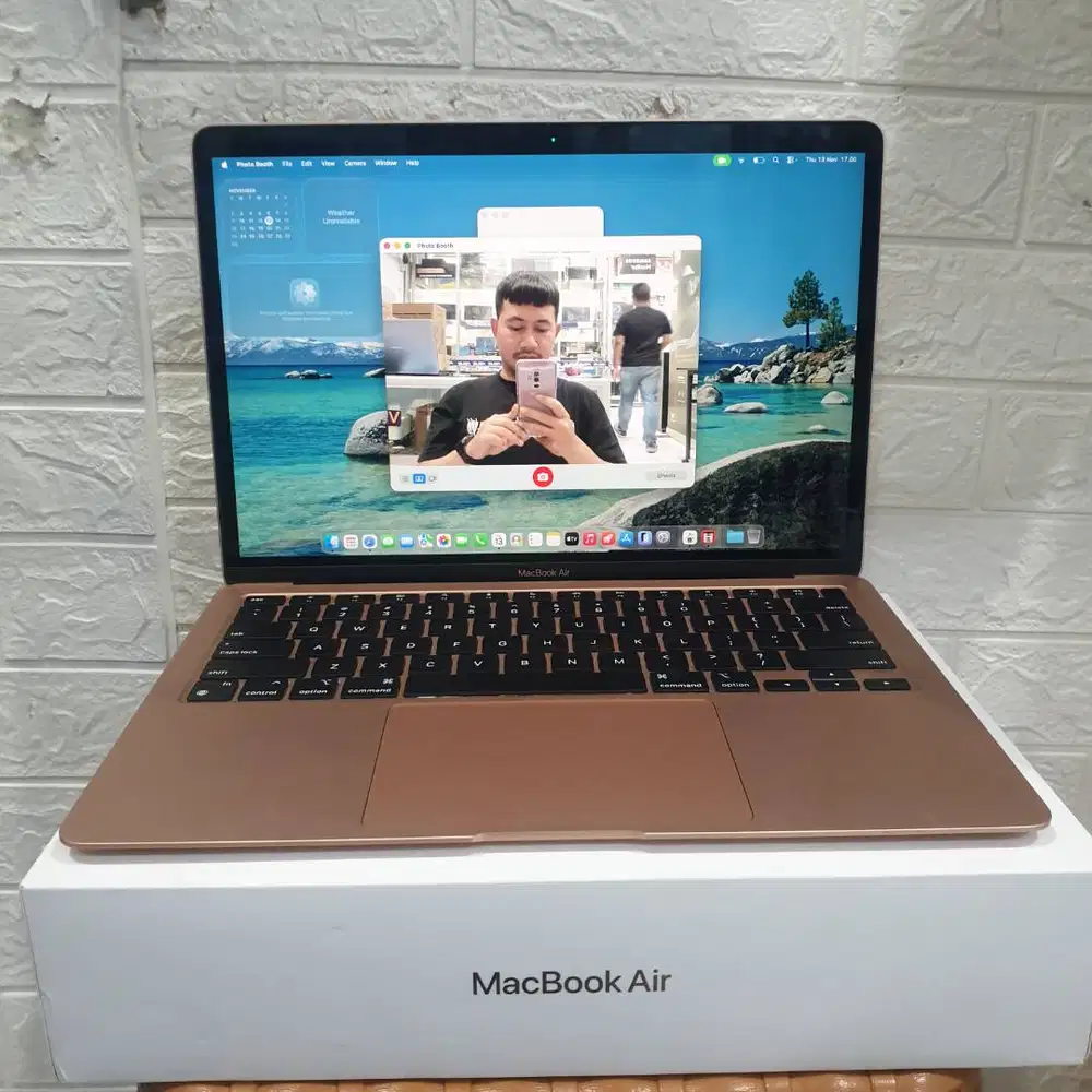 Kredit Macbook Air M1 Rose Gold Ex Resmi 8/256GB Mulus Fullset
