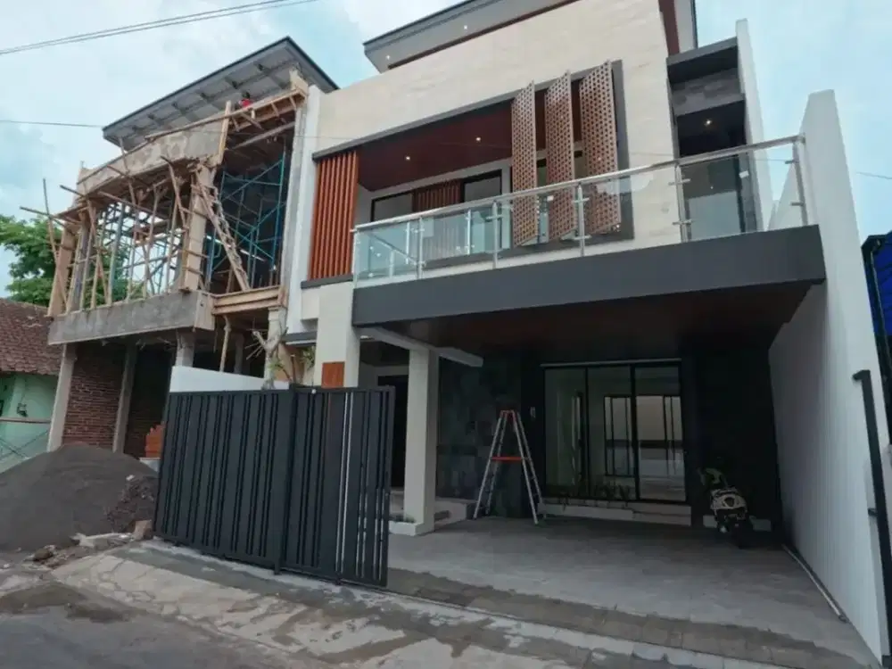 ada kolam renang jual rumah baru di palagan monjali sinduadi dalam perum utara kampus UGM kaliurang