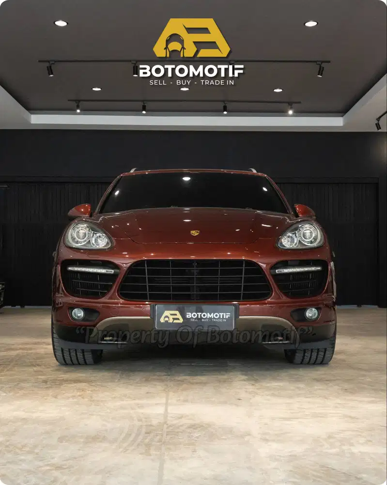 Porsche Cayenne Turbo 4.8 Auburn Metallic 2011
