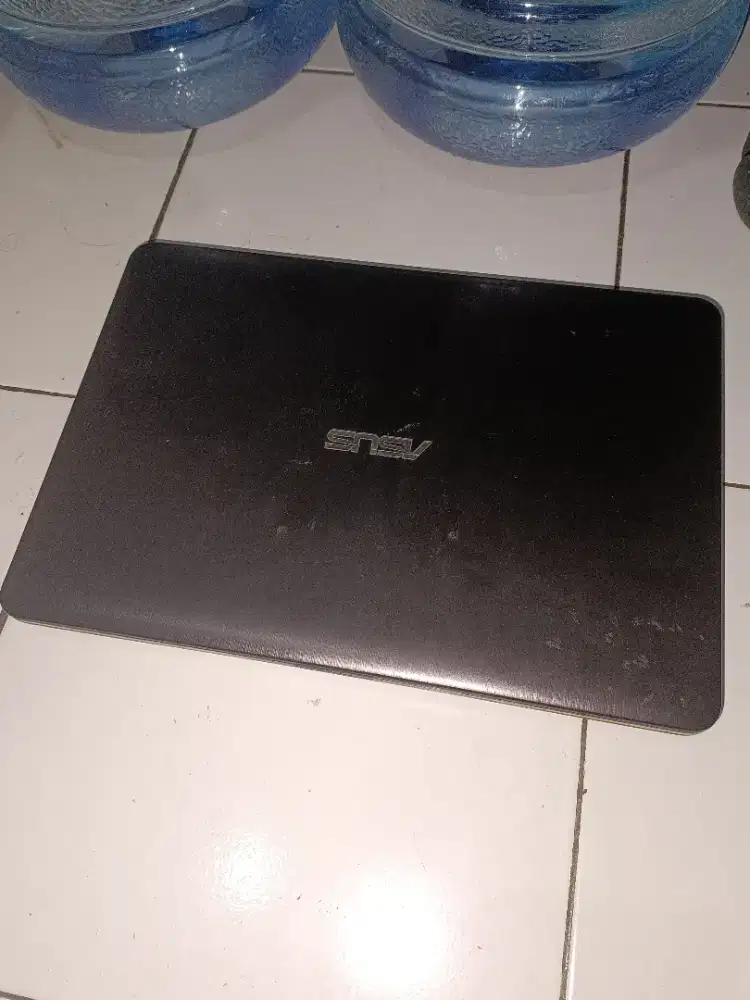 Laptop Asus X441N Windows 10 SSD